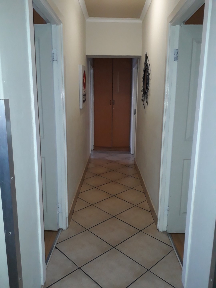To Let 3 Bedroom Property for Rent in Vaalpark Free State